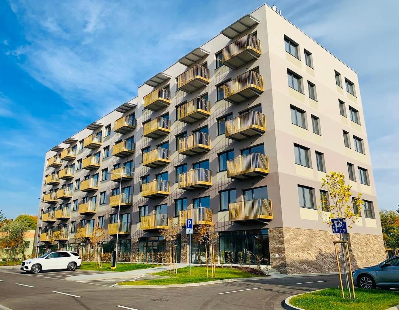 Appartement Apartman Sitka à Trenčín Extérieur photo